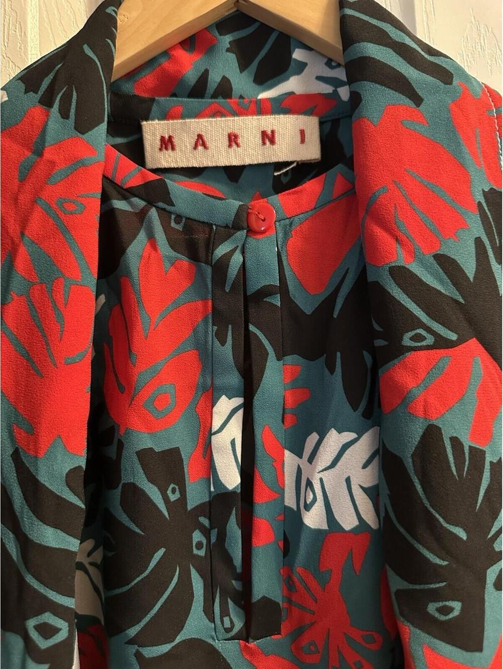 Marni Viscose Leaf Print Blouse IT 44 US 8 Sleeveless Tie Neck Green Red - Picture 4 of 6